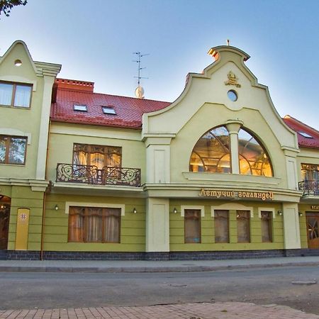 Letuchiy Gollandets Hotel Uzhhorod Luaran gambar